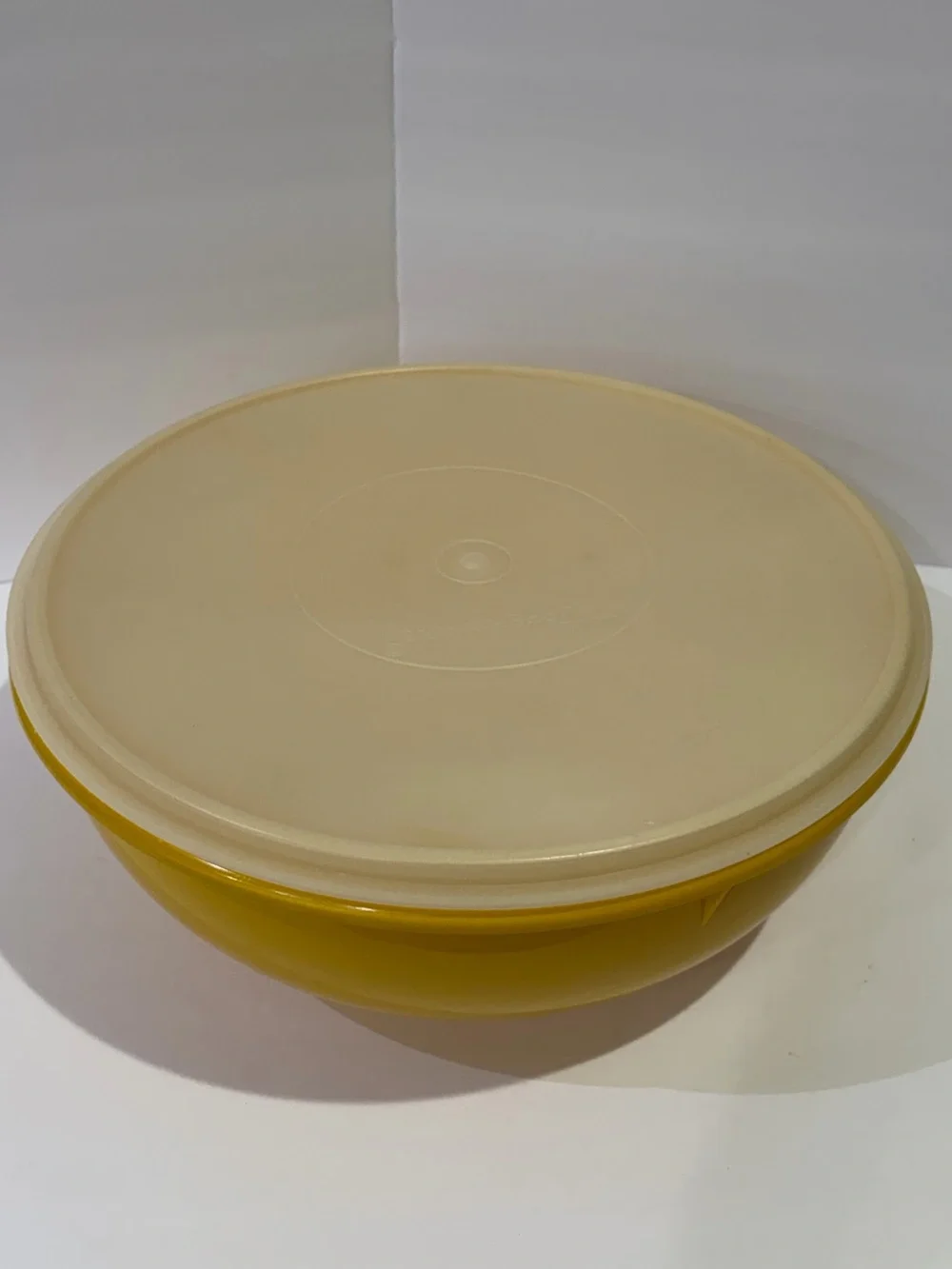 Vintage Tupperware Fix N Mix Harvest Yellow Large Bowl With Original Sheer Lid